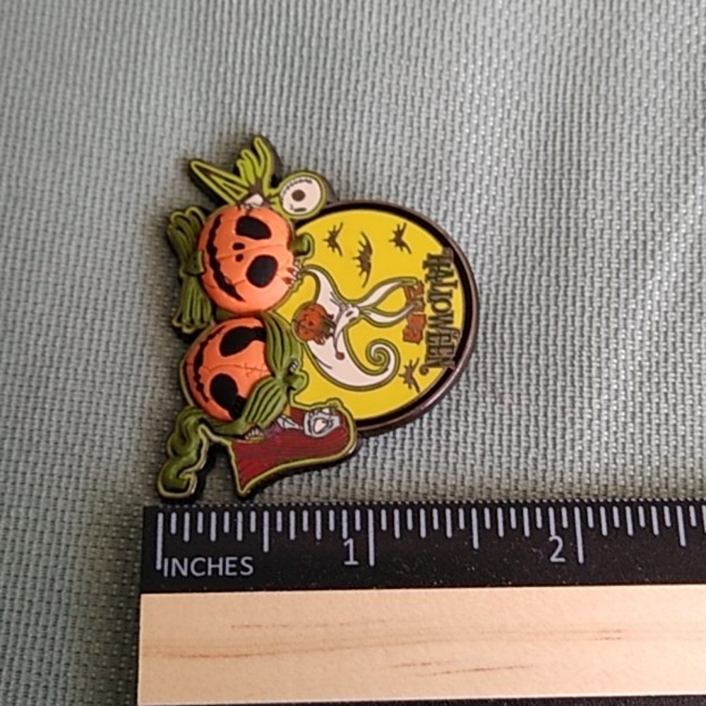DISNEYLAND HAPPY HALLOWEEN LIMITED EDITION PIN - Picture 7 of 8
